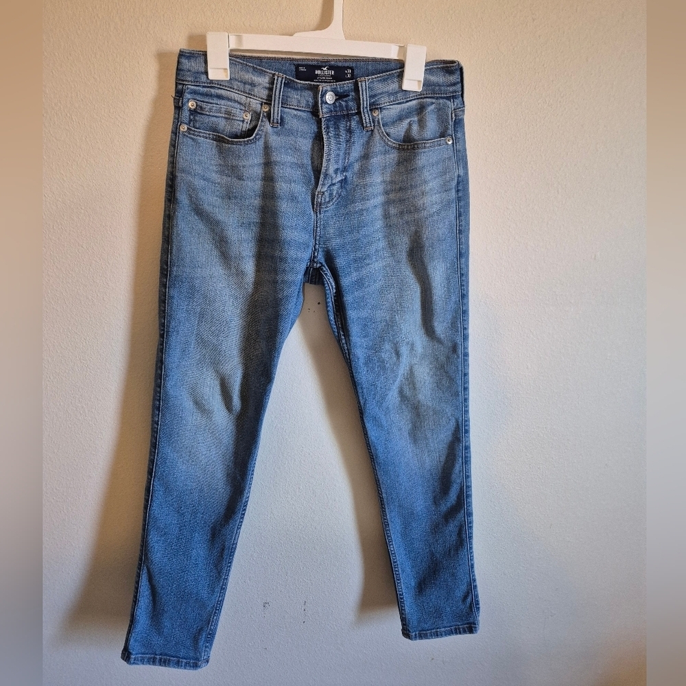 Hollister Athletic Skinny Blue Jeans